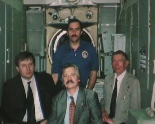 Григорий Грабовой и Павел Виноградов в Центре Управления Космическими Полетами